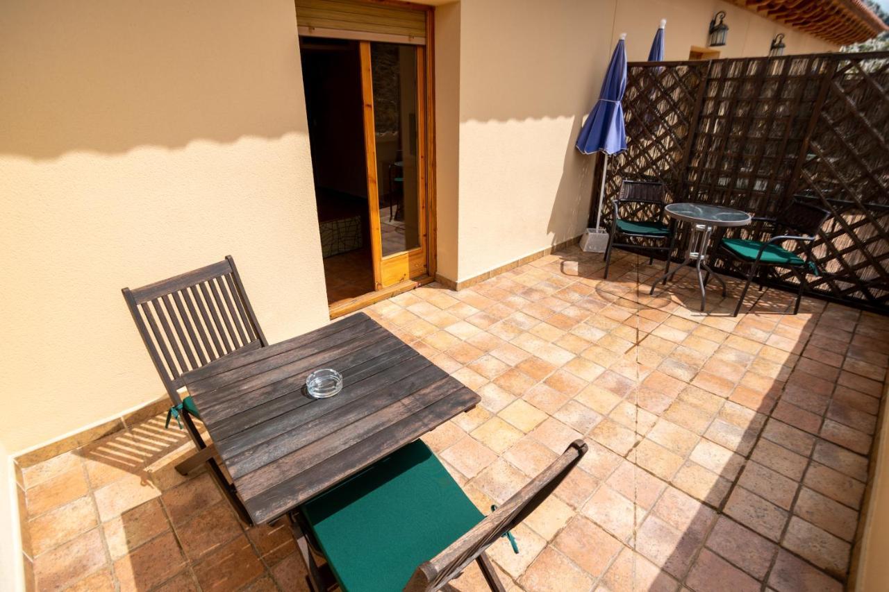Hotel Castellote Exterior photo